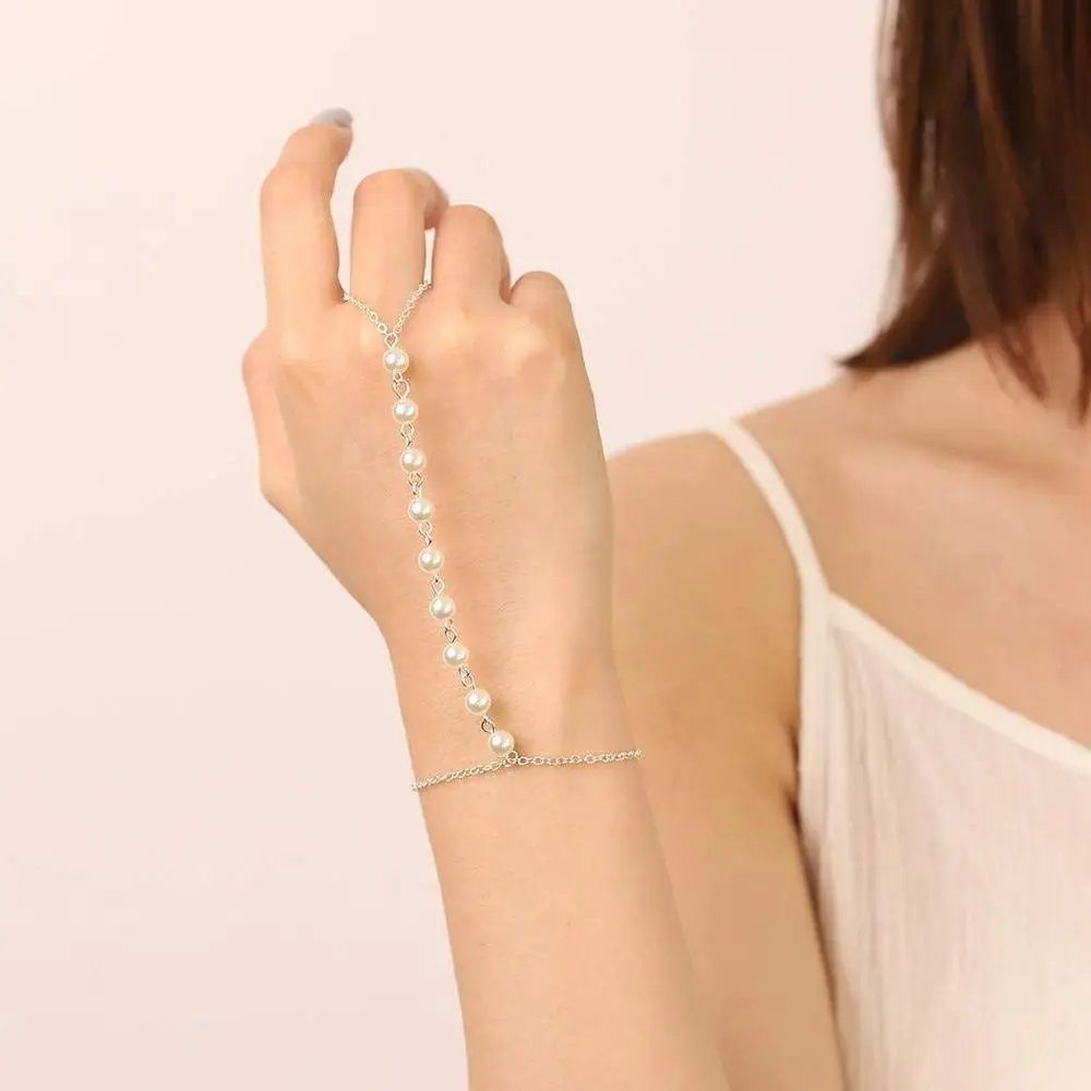 Beautiful Silver pearl Brecelet
